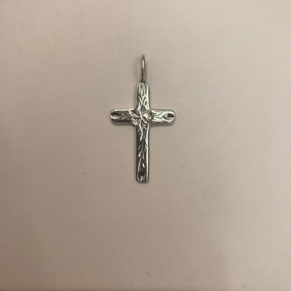 Silver Cross Pendant - Picture 3 of 3